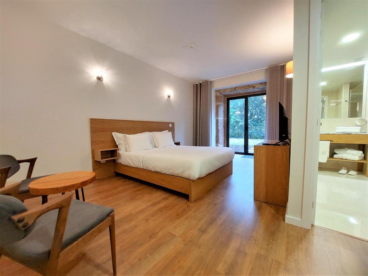 Quinta Da Roda Hotel - Conforto E Tranquilidade No Geres Cela  Экстерьер фото