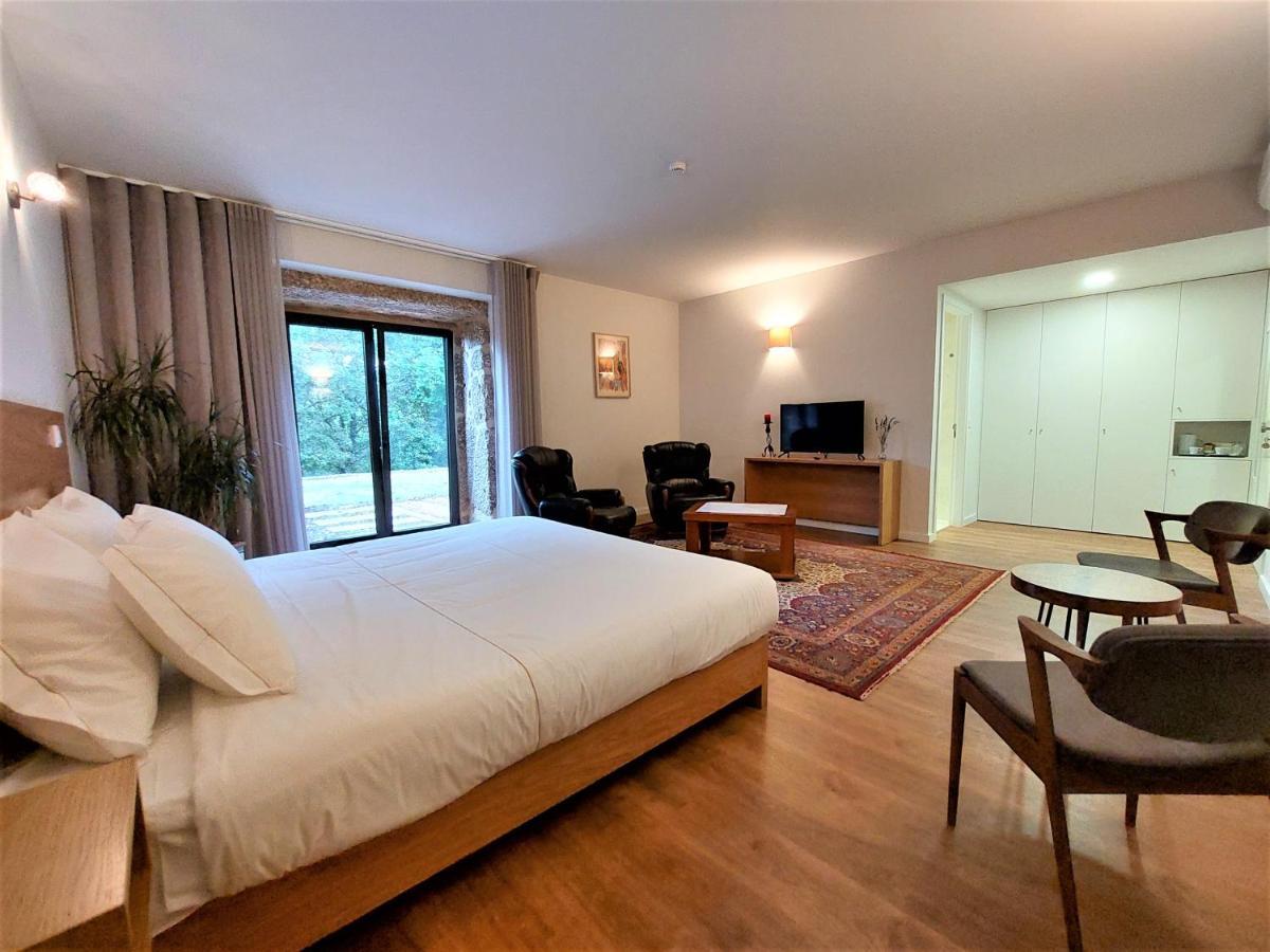 Quinta Da Roda Hotel - Conforto E Tranquilidade No Geres Cela  Экстерьер фото