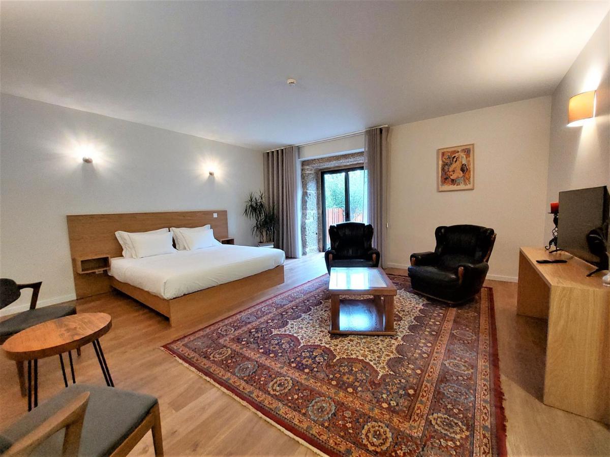 Quinta Da Roda Hotel - Conforto E Tranquilidade No Geres Cela  Экстерьер фото