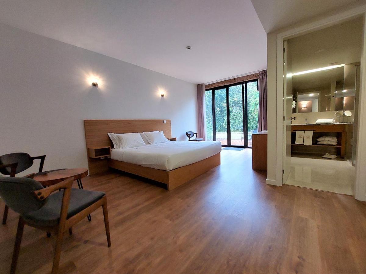 Quinta Da Roda Hotel - Conforto E Tranquilidade No Geres Cela  Экстерьер фото